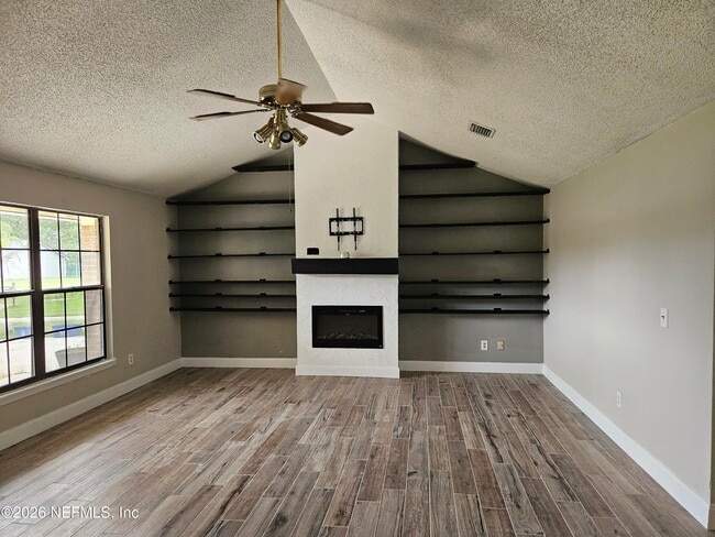 Photo - 2634 Pinewood Blvd