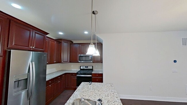 Photo - 711 Lakeview Ct Unit 1