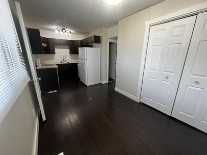 Photo - 9811-9110 110 Ave