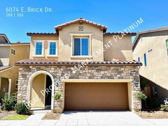 $2,100 Fowler & Belmont, Gated Community &... - $2,100 Fowler & Belmont, Gated Community &... House