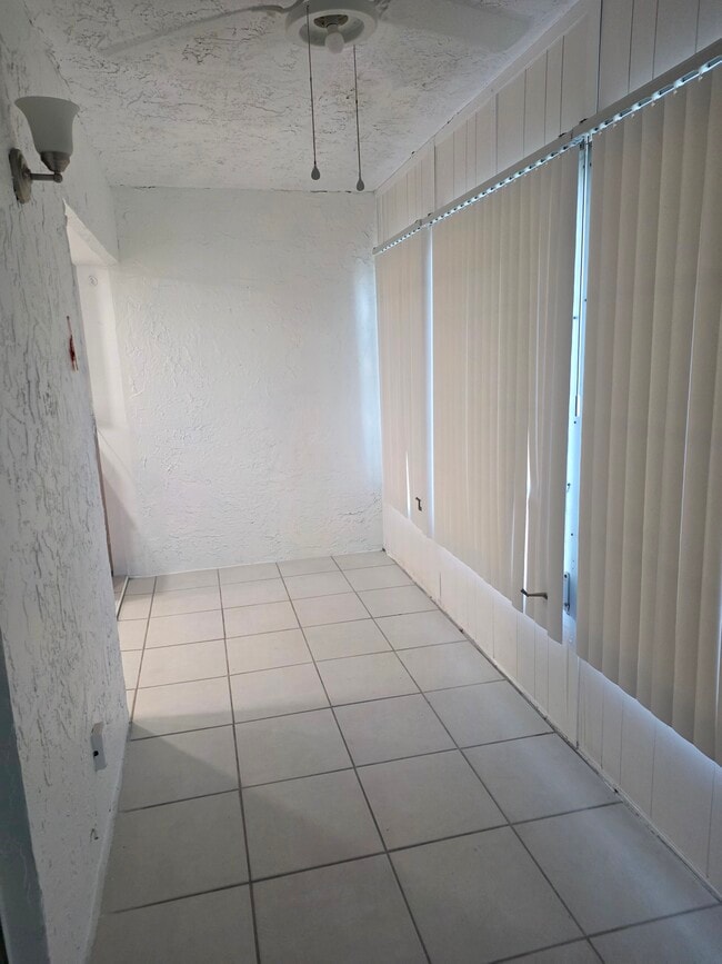 Photo - 1 Abbey Ln Unit 204