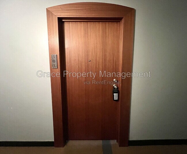601 W 11th Ave Unit 303