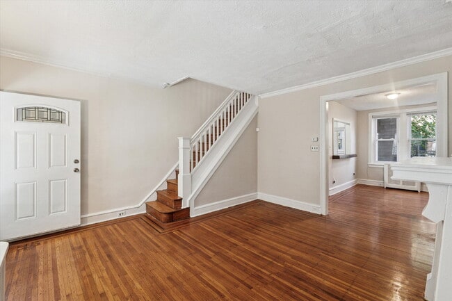 Photo - 3 Bedroom Home Ready for Rent!