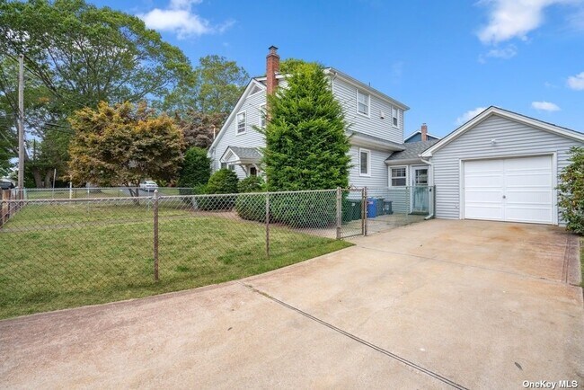 Photo - 97 Central Ave