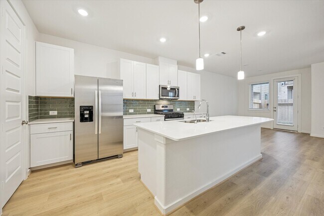 Photo - 4113 Fig Grv St