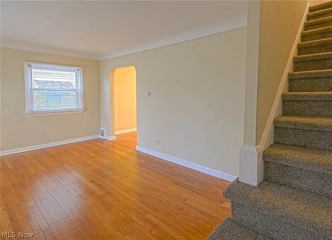 Photo - 21151 Fuller Ave