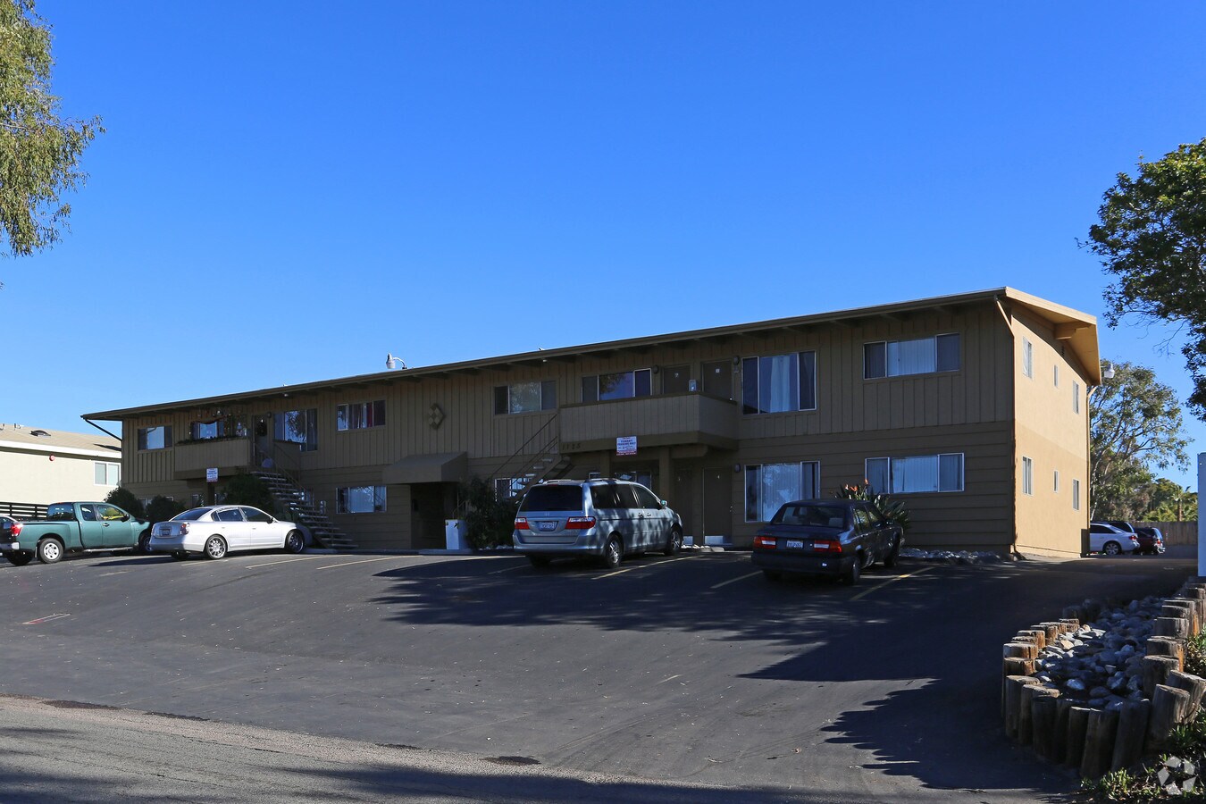 Spindrift Apartments - Spindrift Apartments