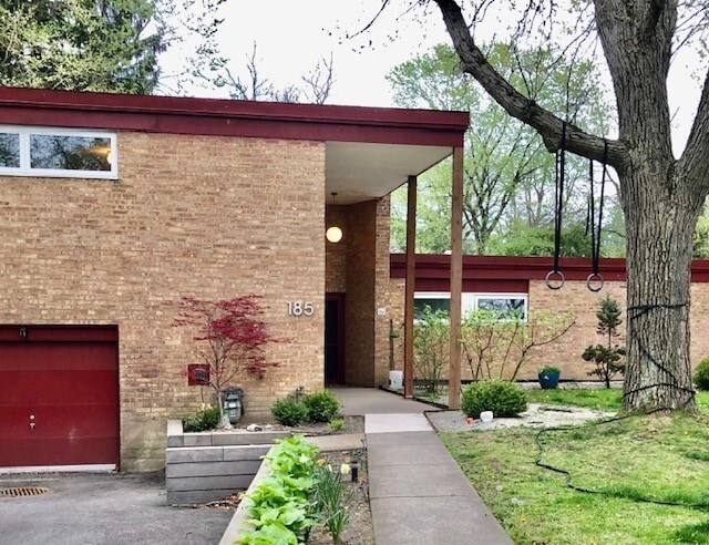 Photo - 185 Lakeside Pl House