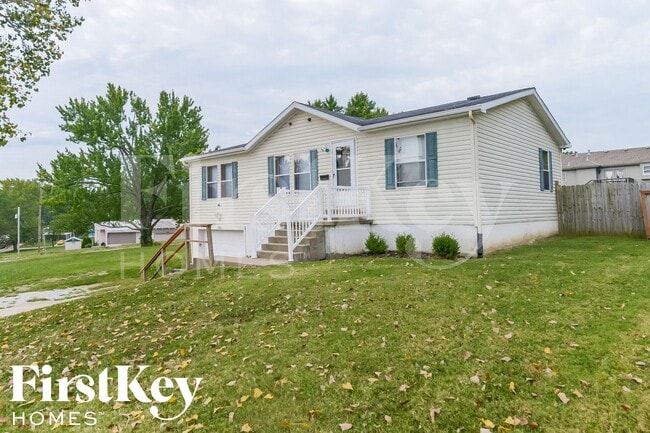 Photo - 3304 N Spring St
