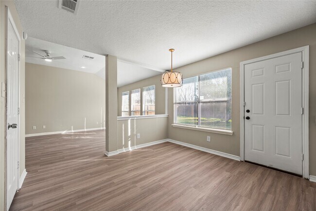 Photo - 7134 Prairie Village Dr