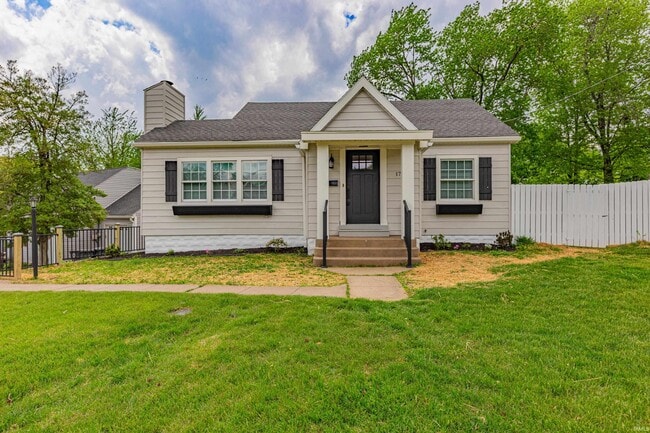 Building Photo - 1710 Russell Ave