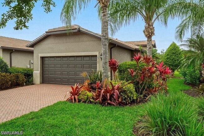 Photo - 5769 Mayflower Way