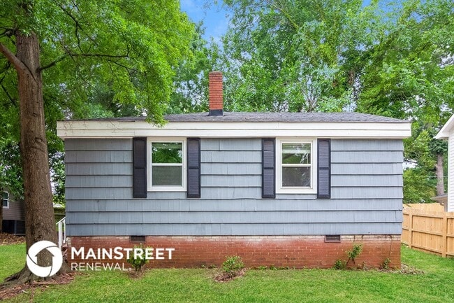 Photo - 2327 Marlowe Ave
