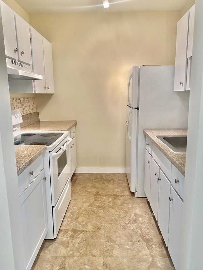 Photo - 2303 S Federal Hwy Unit 1