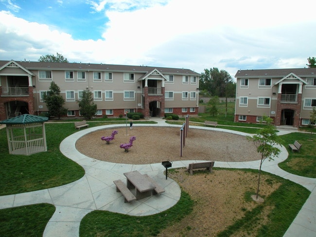 Orchard Crossing Apartments
