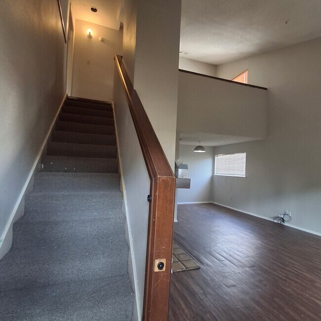 Photo - 3523 Tanglewilde St