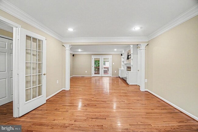 Photo - 16200 Edgewood Dr