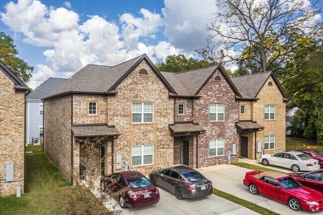 Shared Housing Near the University of Memphis – Limited-Time Move-In Special