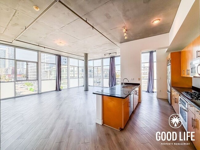 Photo - 527 Tenth Ave Unit 507
