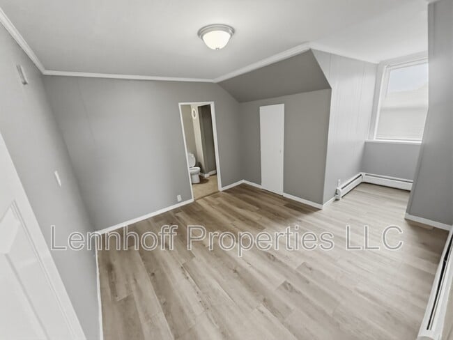 Photo - 417 Westford St
