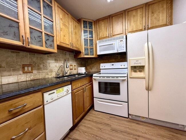 Building Photo - 141 Northampton G Unit 141
