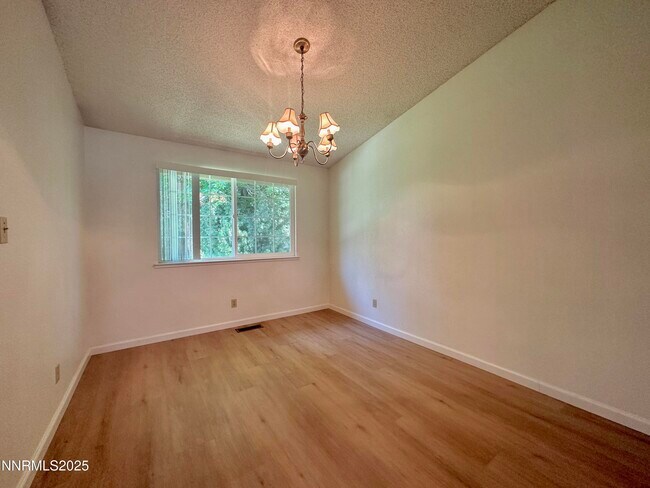 Photo - 1965 Woodtrail Dr