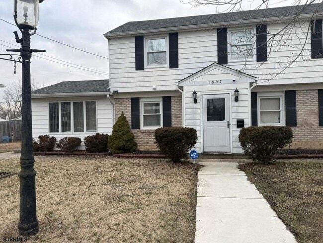 Photo - 1807 Zion Rd