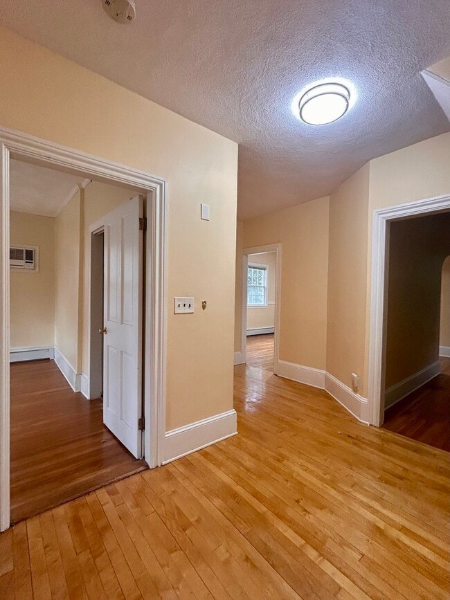 53 Oakland St Unit B