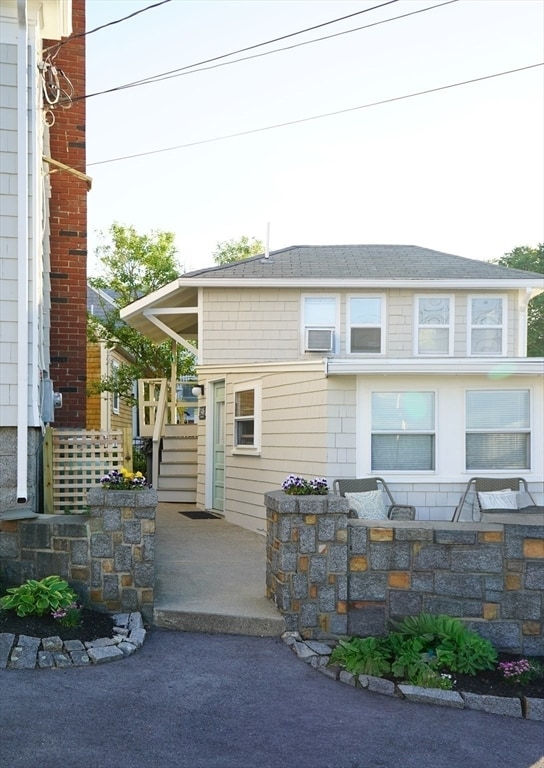 Photo - 34 Beach St