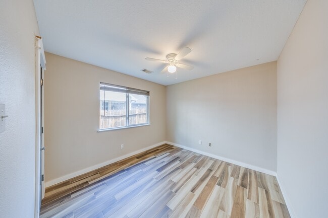 Photo - 2515 Cypress Island Dr