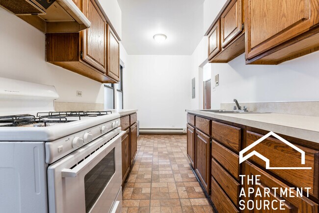 Photo - 629 W Melrose St Unit 1H