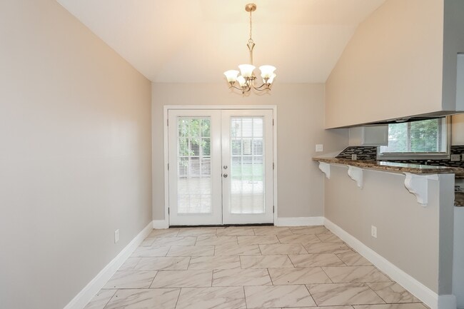 Photo - 15422 Pebble Lake Dr