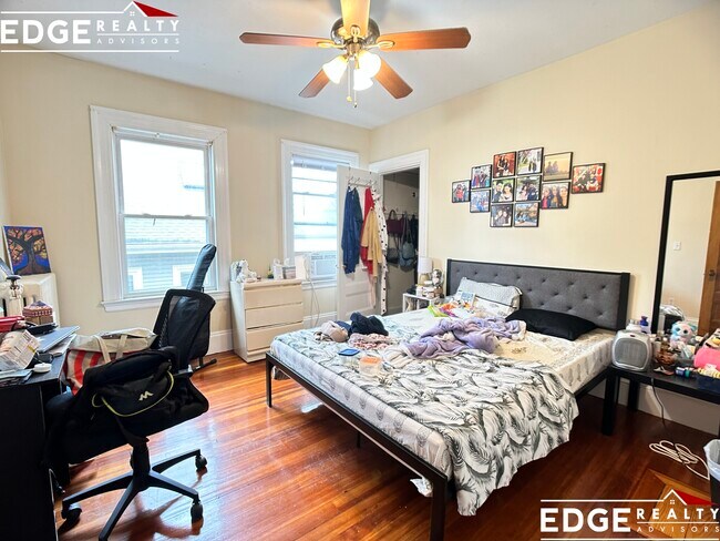 Photo - 15 Bennett St Unit 1