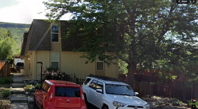 Photo - 323 N Columbine St Unidad A