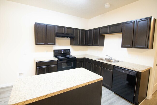 6239 Brenwood Cir