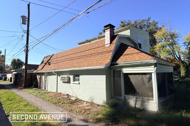 Photo - 208 S Thomas Ave