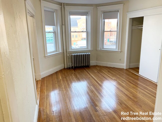 Building Photo - 1173 Boylston St Unit 101 Rental