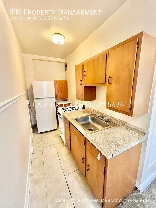 The Alcazar Apartments For Rent in Cleveland Heights, OH