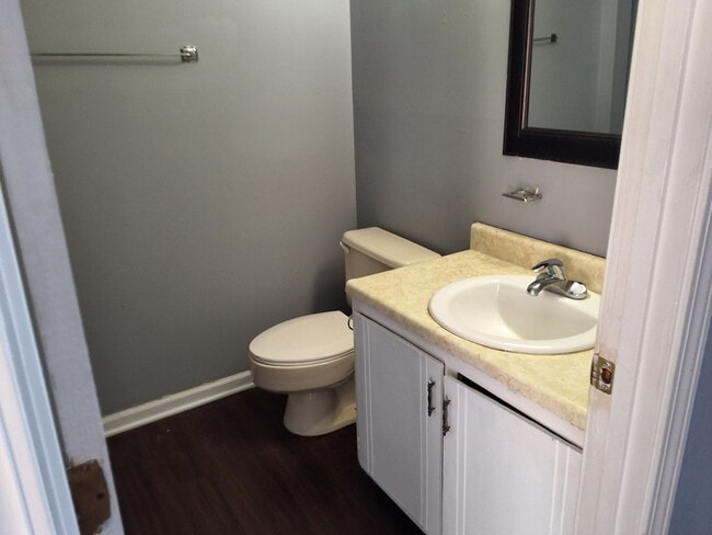 Photo - 1221 Clear Ridge Ln