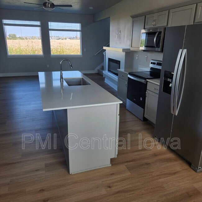 Photo - 1355 SE Parkview Crossing Dr