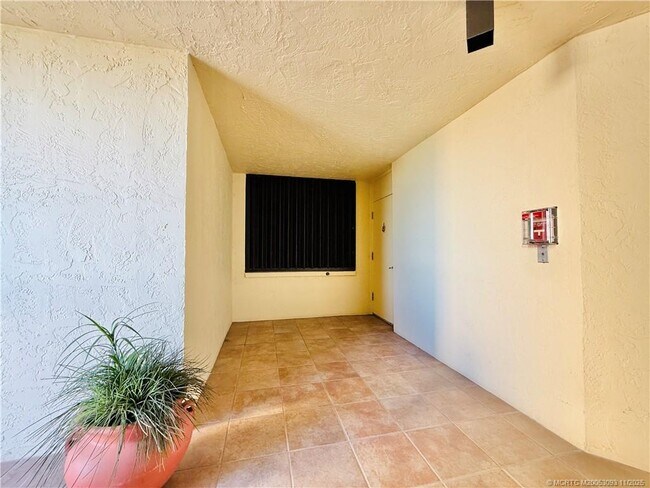 Photo - 9500 S Ocean Dr Unit 905