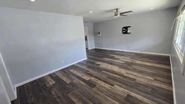 10603 Bramblebush Ave