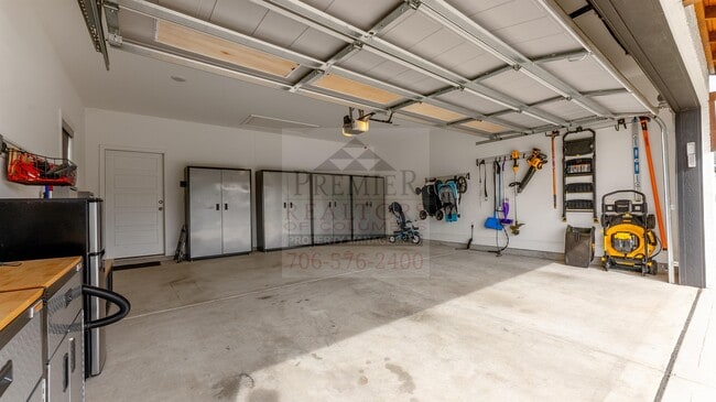 Photo - 29 Ivy Ln