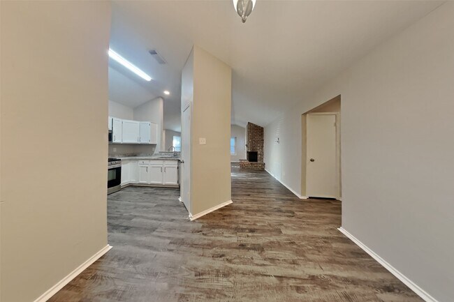Photo - 1511 Miller Ave