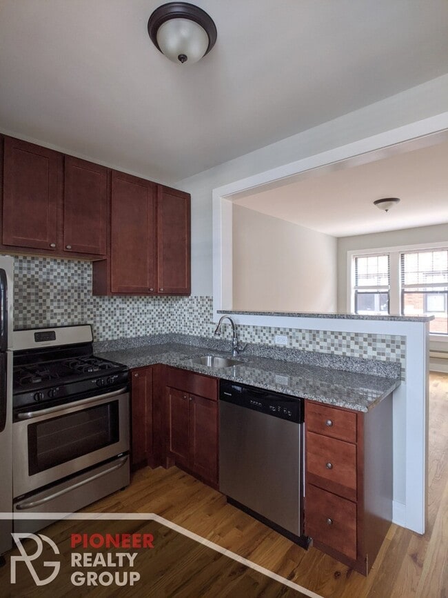 Photo - 4415 N Wolcott Ave Unidad 3