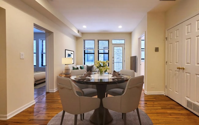 Photo - 917 W Dakin St