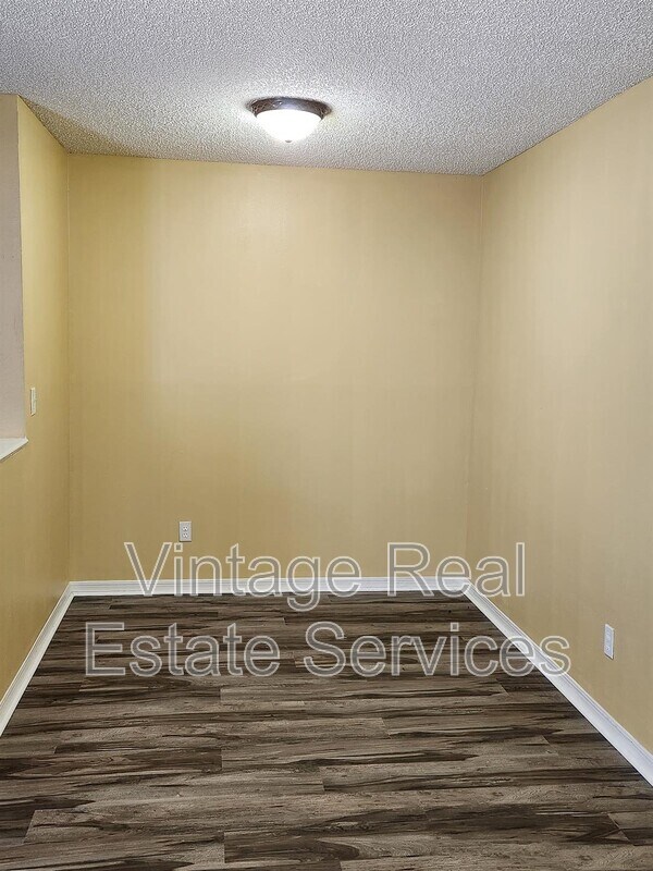 Photo - 305 W Grant St Unit #C4