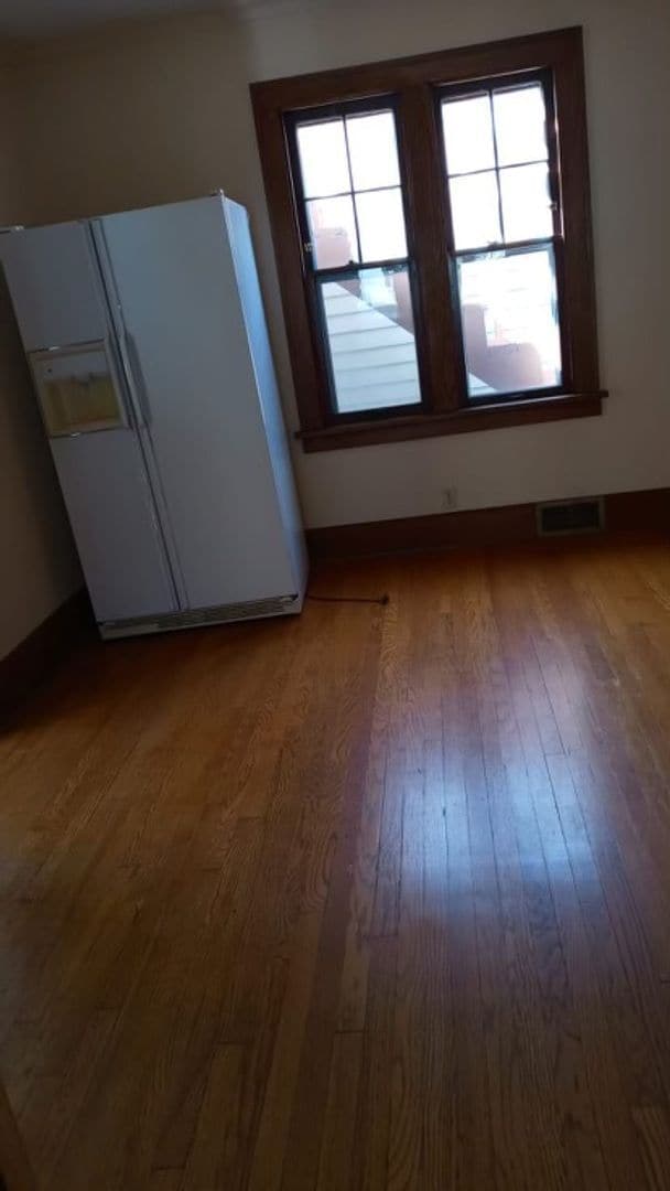 Photo - 3 Bedroom 2 Bathroom 2 Stall Detached Garage