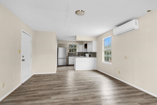 Photo - 1478 Apache Dr