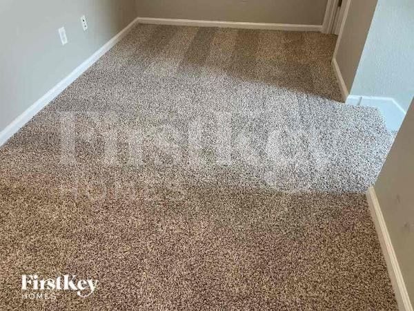 Photo - 13668 Chipperfield Ln